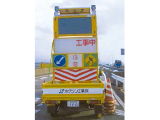 規制車（大型ソーラー標識）